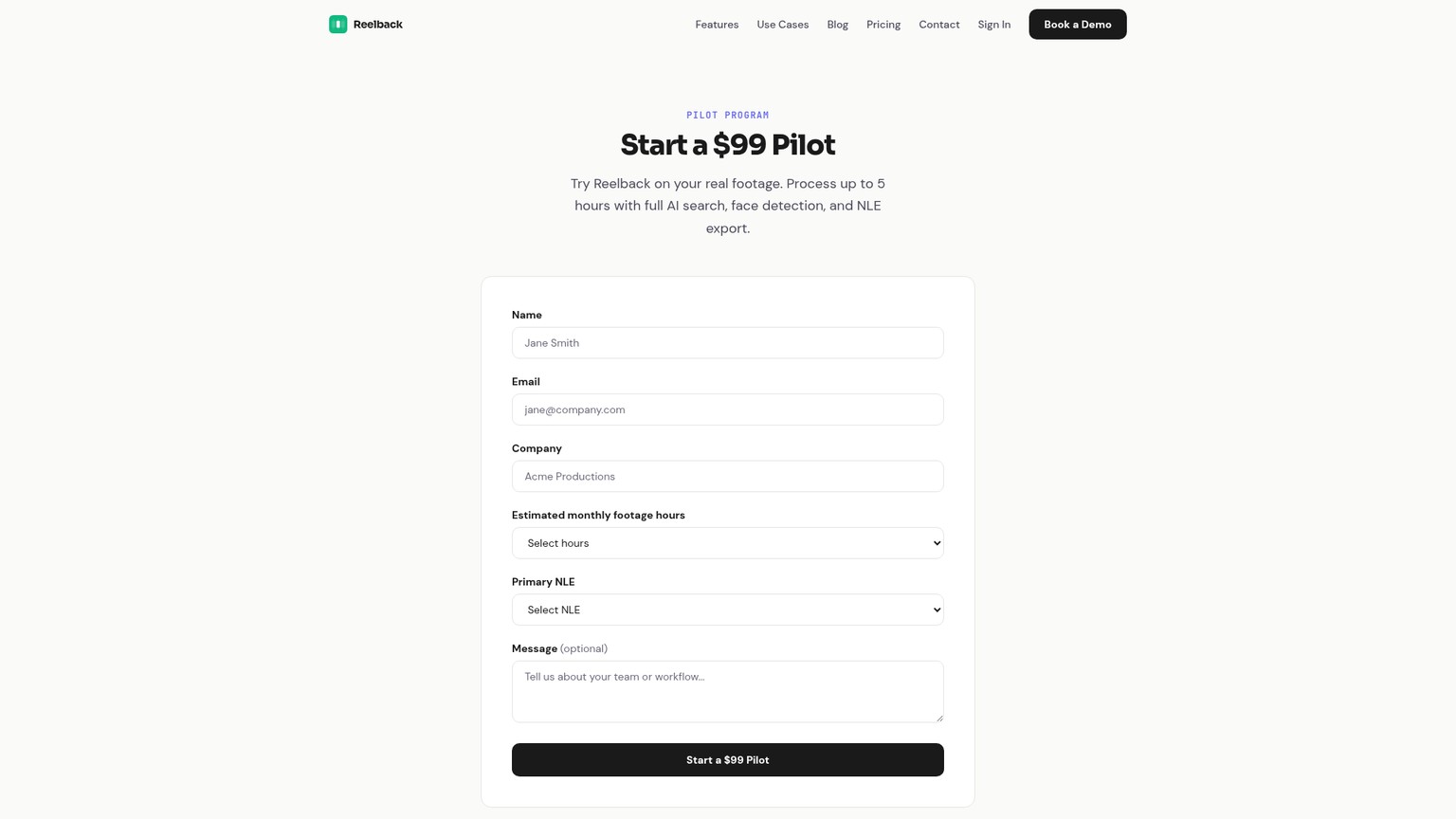 Página do piloto do Reelback mostrando o preço de $99, o limite de cinco horas, busca, detecção de rostos, transcrição e exportação para NLE