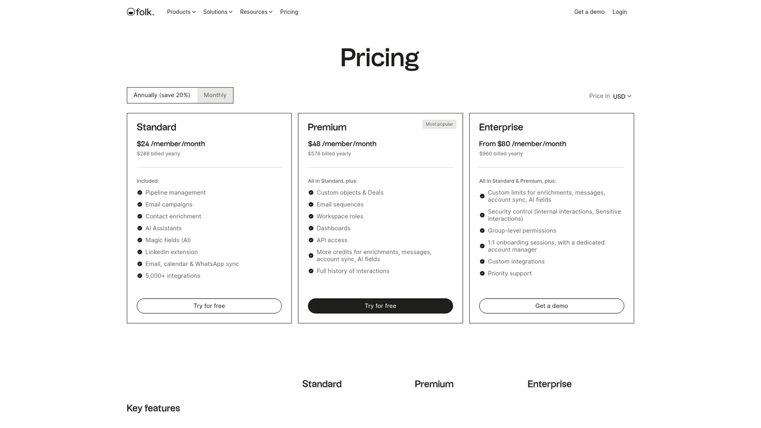 Page tarifaire en ligne de folk CRM avec les offres Standard, Premium et Enterprise