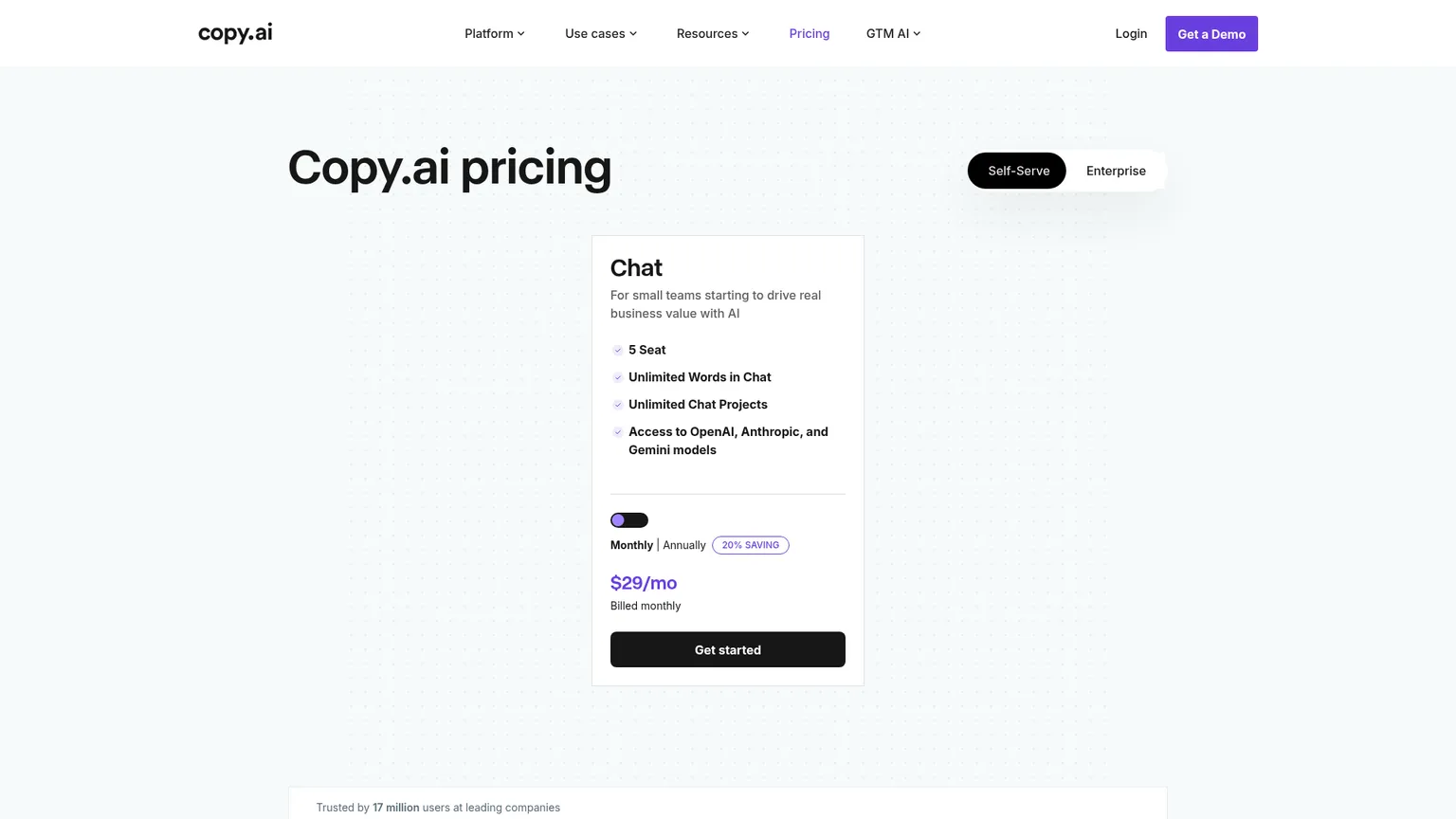Pagina dei prezzi di Copy.ai con i piani Chat e workflow